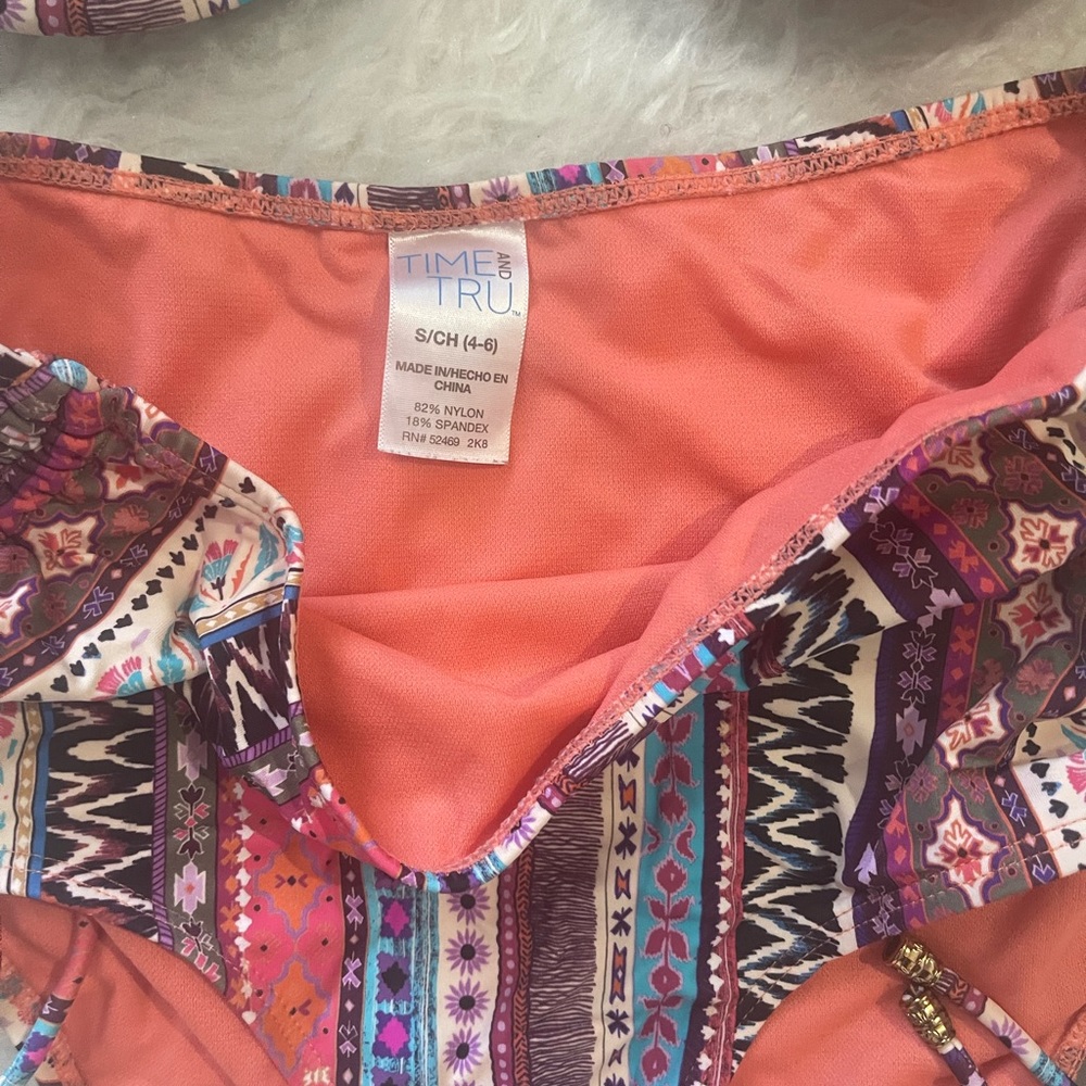 Aztec pattern Bikini set. - Picture 5 of 5